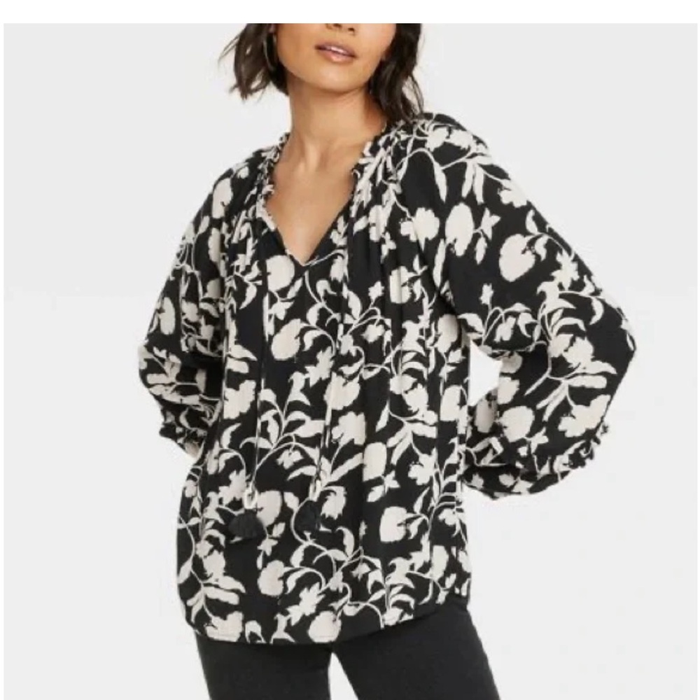 Knox Rose Balloon Sleeve Tassel Top Black and Cream Floral Flowy Swingy Sz XXL